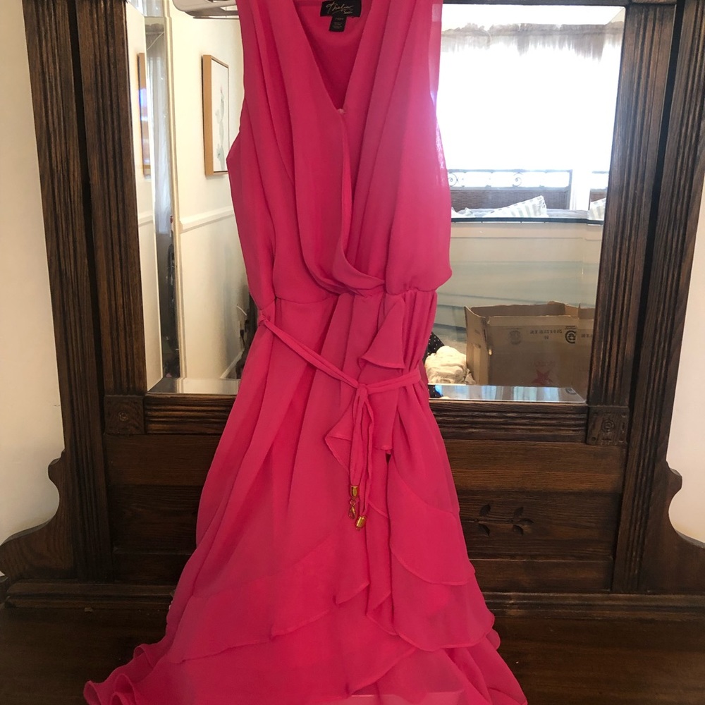 Size Medium dress. Fun/flirty.